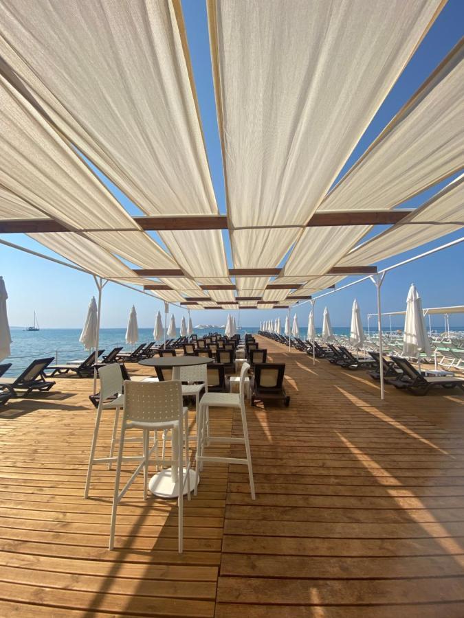 דידים Seaside Apart Hotel מראה חיצוני תמונה